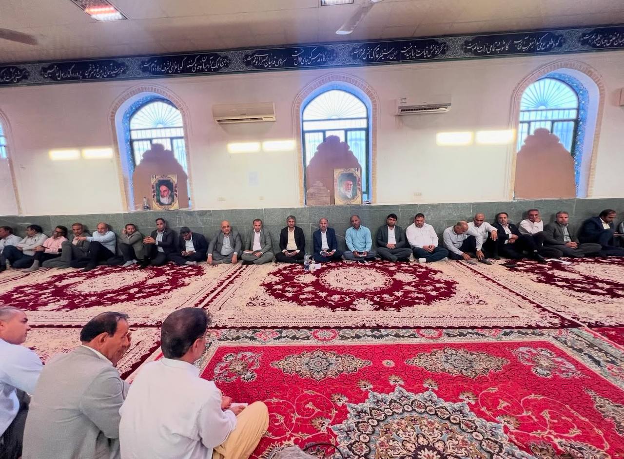 بازدید میدانی نماینده مردم شرق هرمزگان از دهستان حکمی و بخش تیاب / پیگیری مطالبات مردمی با حضور مدیران کل استان